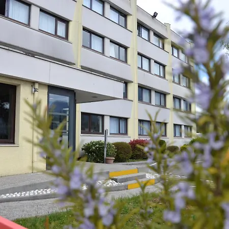 Ibis Chambery-2